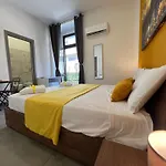 Bed & Breakfast Treasure