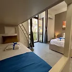 Bed & Breakfast Treasure 4*